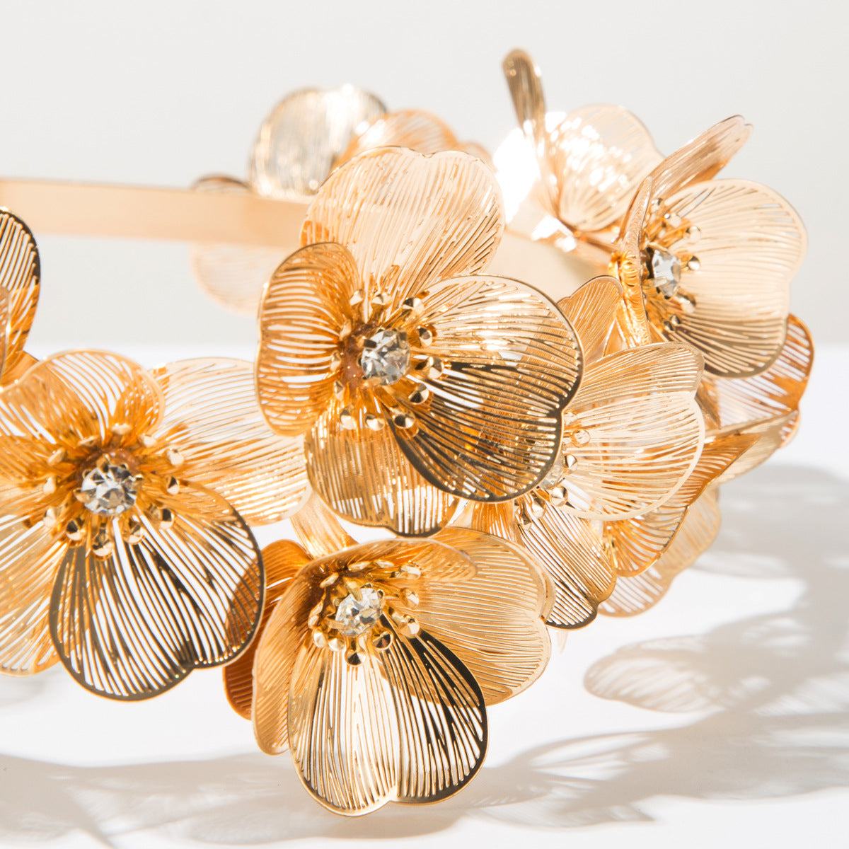 Diadema Golden Flower