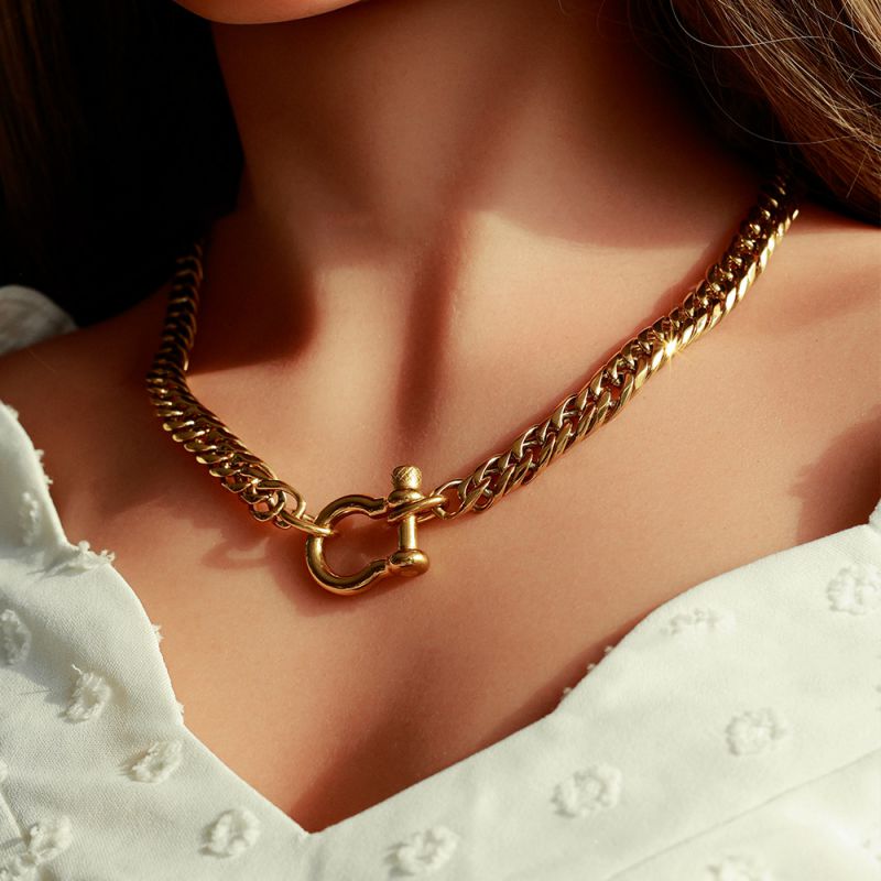 Collar Mor